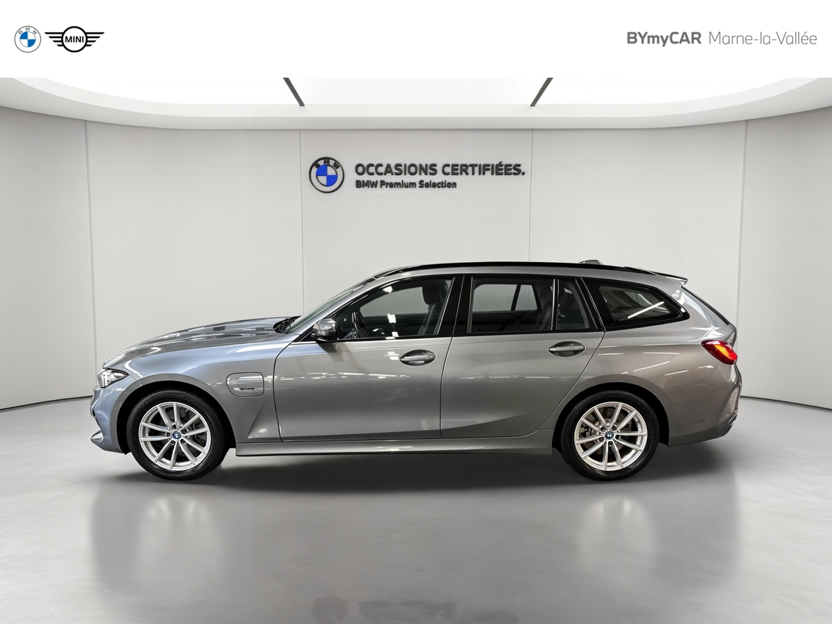BMW Touring 320e 204 ch BVA8 — photo 2