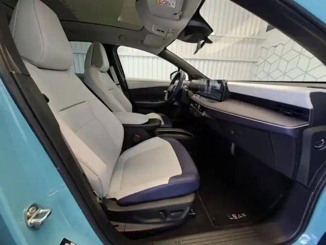 Nissan Leaf electrique 75kwh 217 ch — photo 12