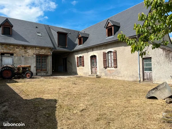 Maison sur cieutat village