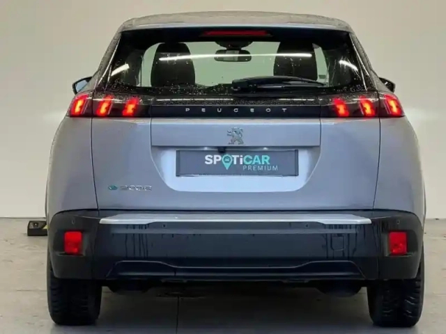 Peugeot 2008 e- 136ch active pack — photo 4