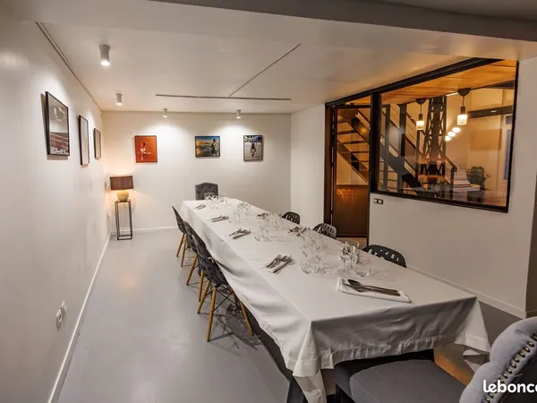 Location de Salle de Réunion avec Cuisine Équipée - Quartier du Panier, Marseille