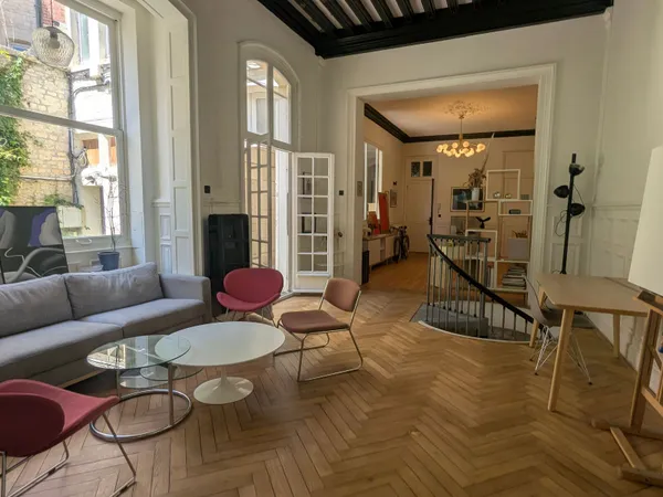 Bureaux 121 m²