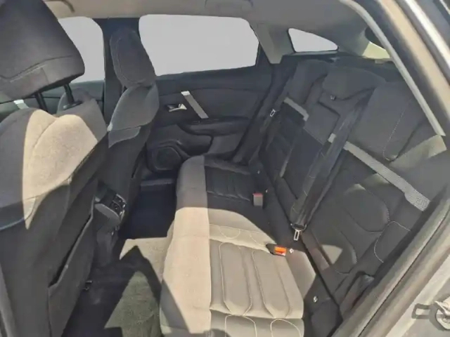 Citroën C4 bluehdi 130 s&amp;s eat8 — photo 7