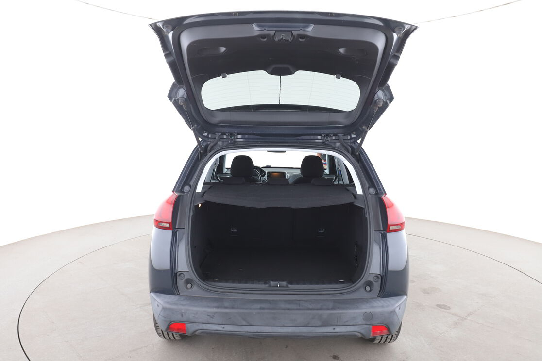 Peugeot 2008 1.6 Blue-HDi Style — photo 15