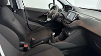Peugeot 208 1.2 PureTech 82ch E6.c Signature 5p — photo 15