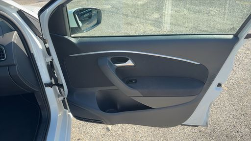 Volkswagen Polo 1.4 TDI 90 DSG7 - Match – 2017 – 122541 km – Diesel – Boîte Automatique — photo 44