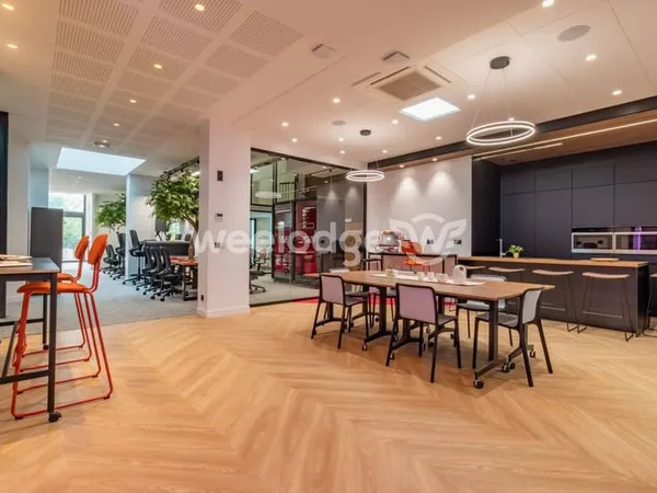 Bureaux 450 m²
