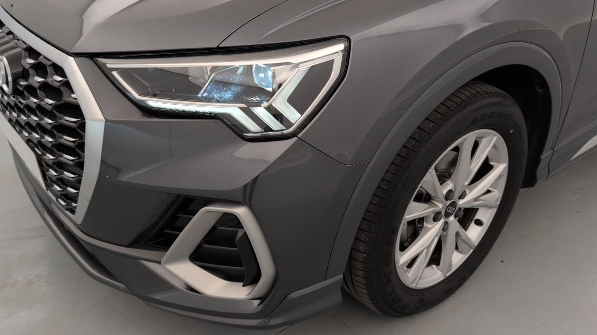 Audi Q3 Sportback — photo 22