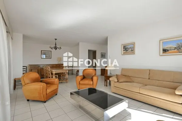 Appartement 5 pièces 122 m²