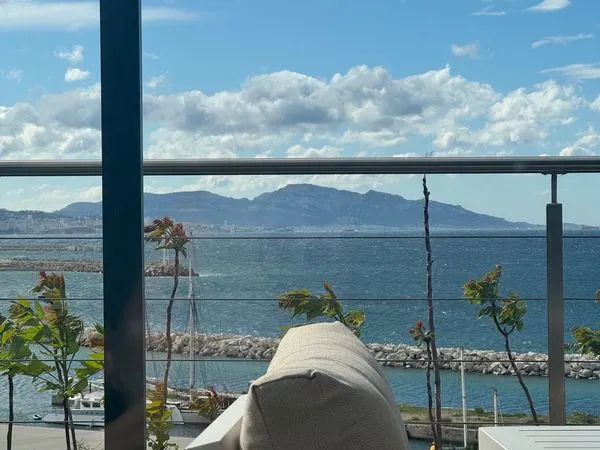 Magnifique duplex 90 m² front de mer avec terrasse de 30 m² vue panoramique