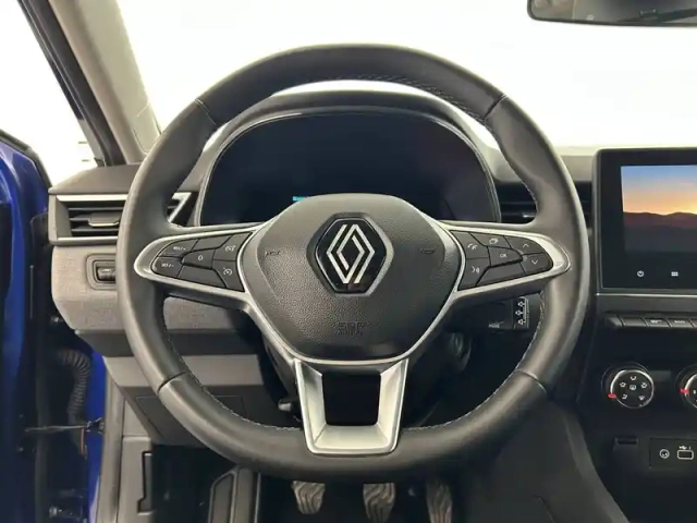 Renault Clio blue dci 100 — photo 75
