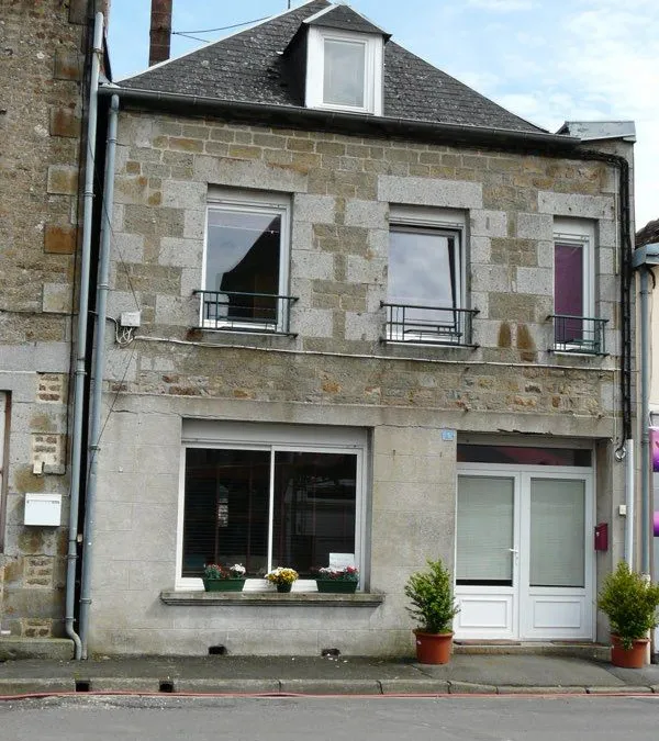 Photo 1