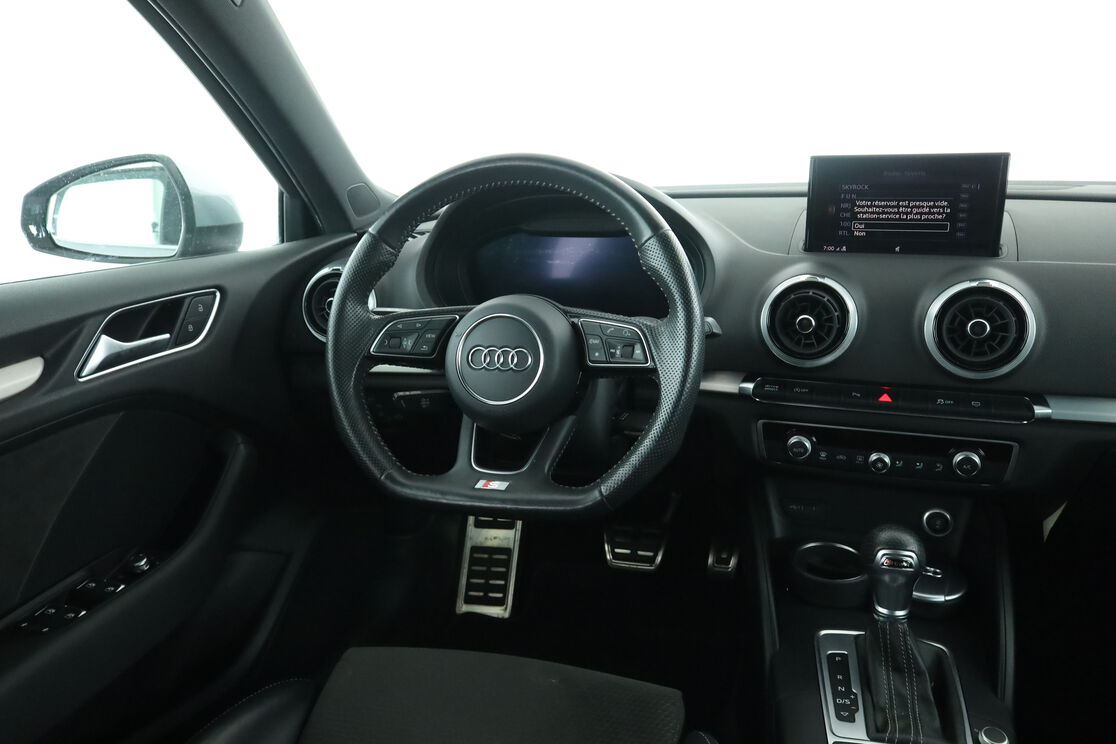 Audi A3 Sportback 35 TDI S Line S Tronic 7 — photo 12