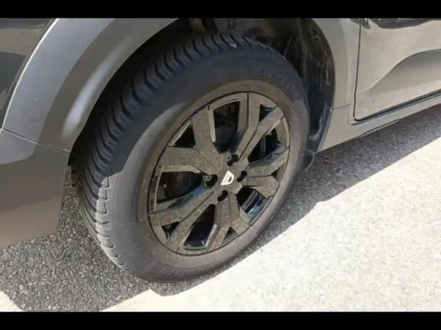 Dacia Jogger 1.0 eco-g 100ch sl extreme+ 7 places — photo 13