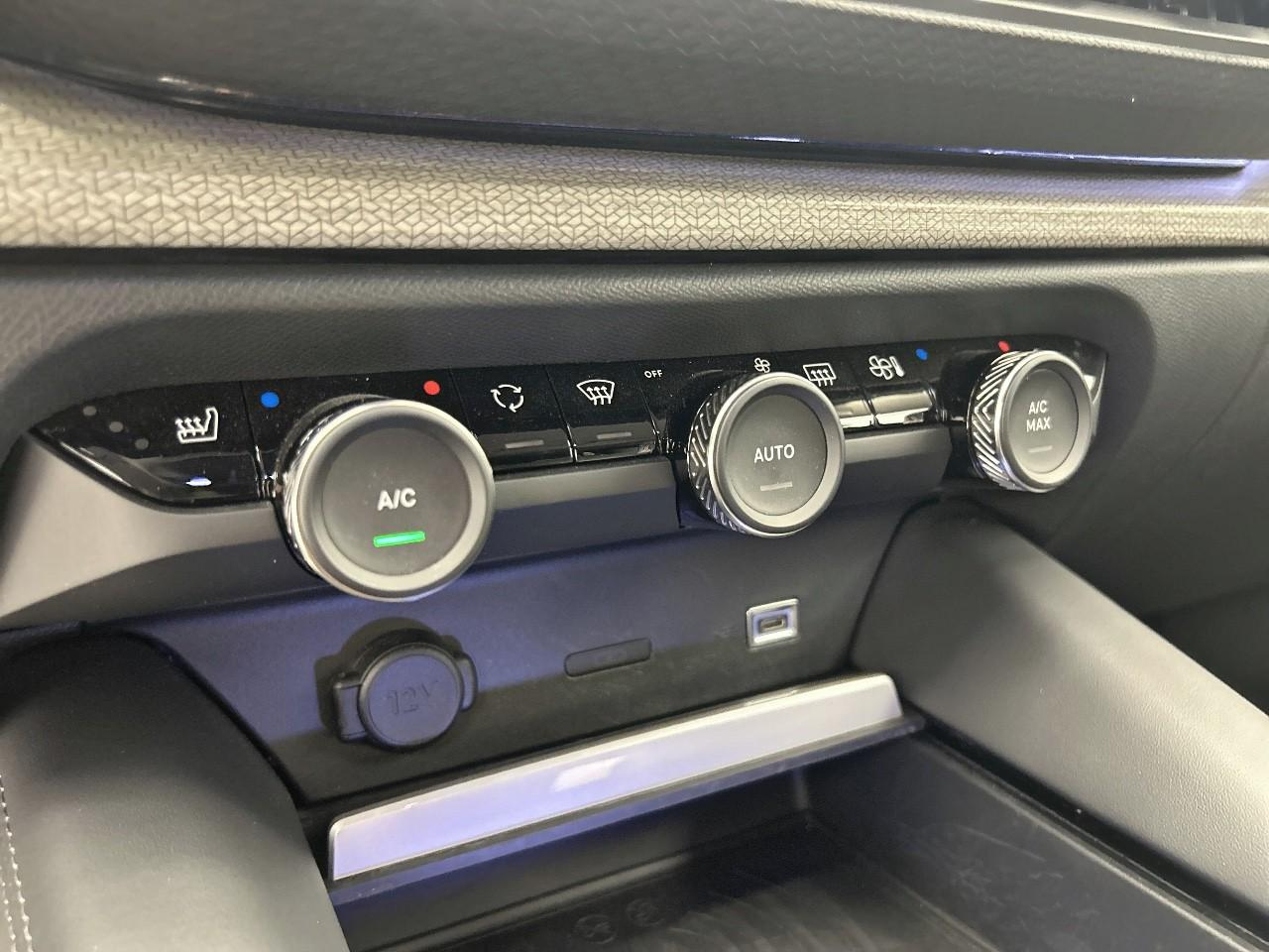 Citroën C5 X puretech 180 s&s eat8 shine pack — photo 21