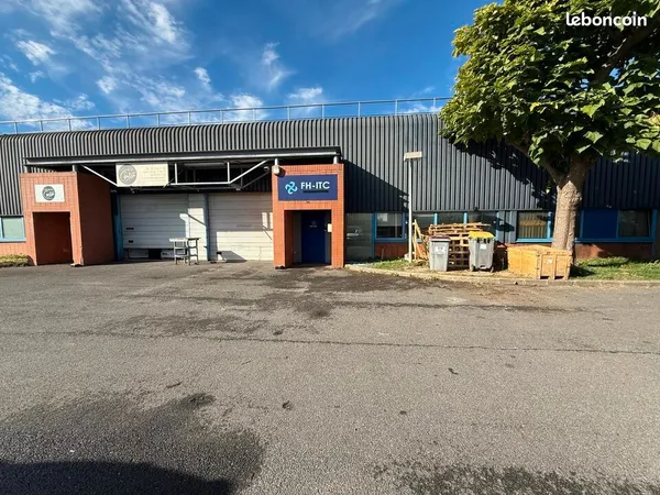 LOCAL D'ACTIVITE 250 m² VILLEPINTE