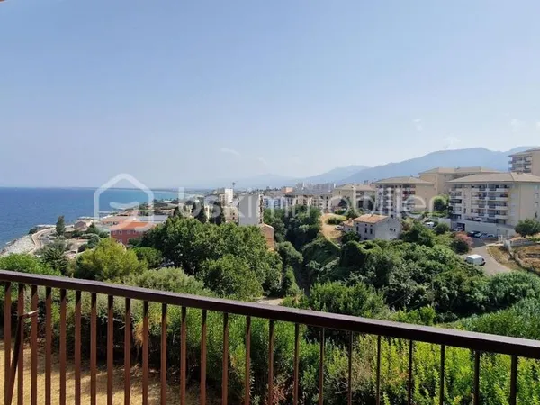 Appartement 4 pièces 74 m²