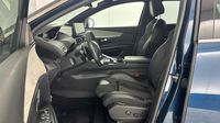 Peugeot 3008 HYBRID 225ch GT Pack e-EAT8 — photo 12