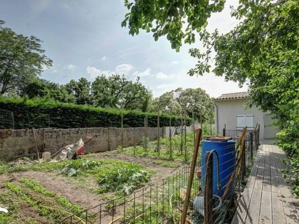 Maison 8 pièces 249 m²