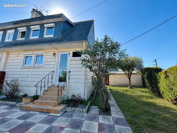 Maison de 70 m² avec jardin et garage indépendant, 3 chambres - Lorient Sud, quartier du TER