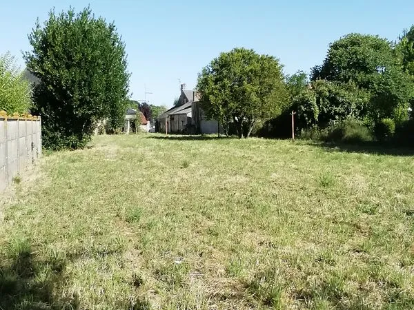 Terrain de 600 m2 environ