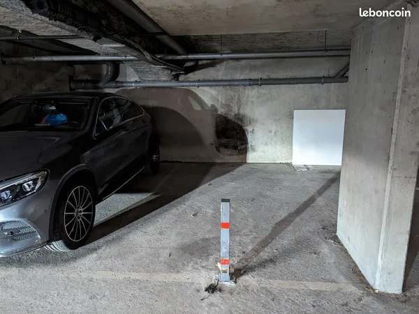 Location de place de parking - Dugny (93440)
