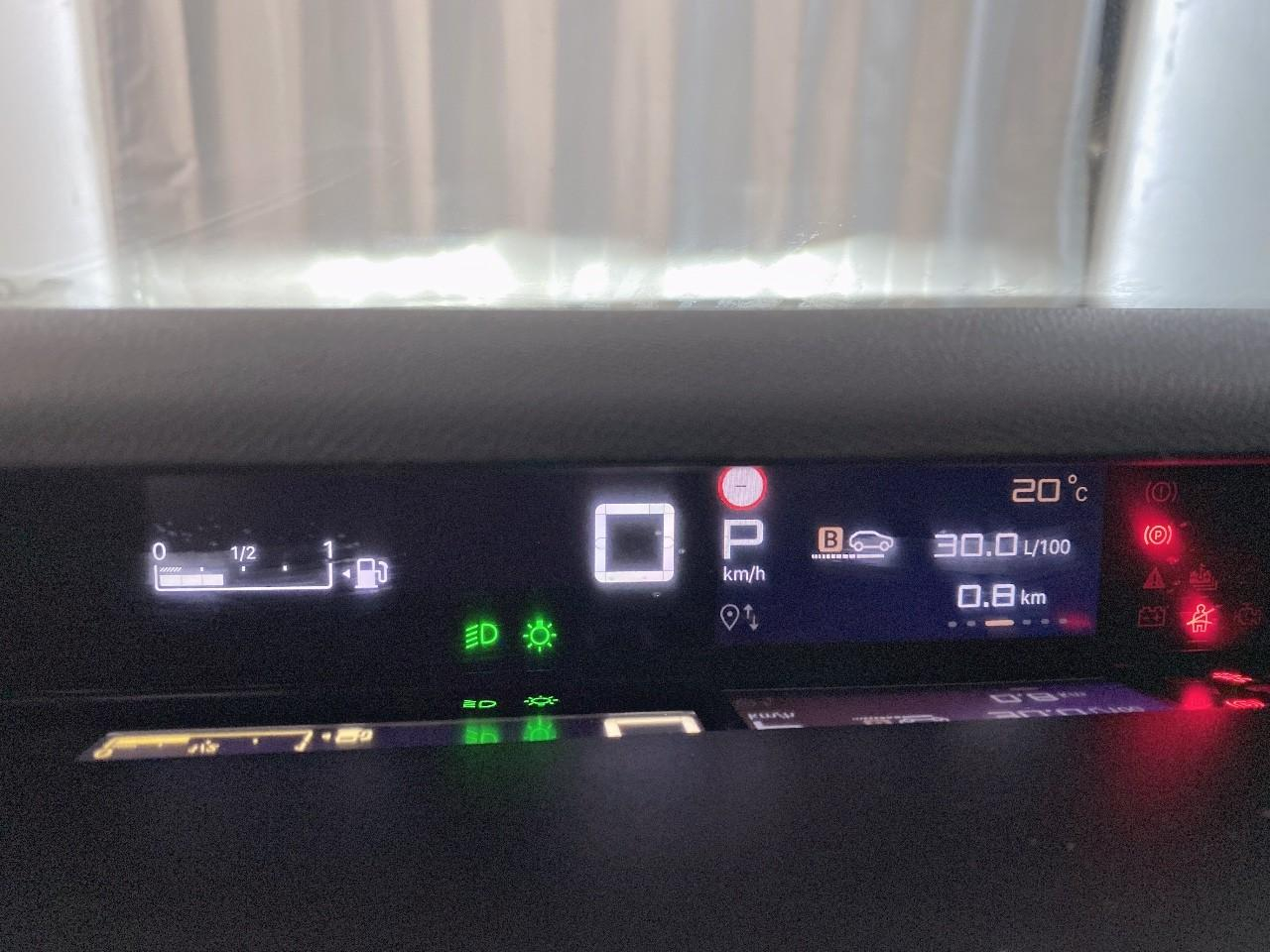 Citroën C3 Aircross hybride 145 ch aut max — photo 13