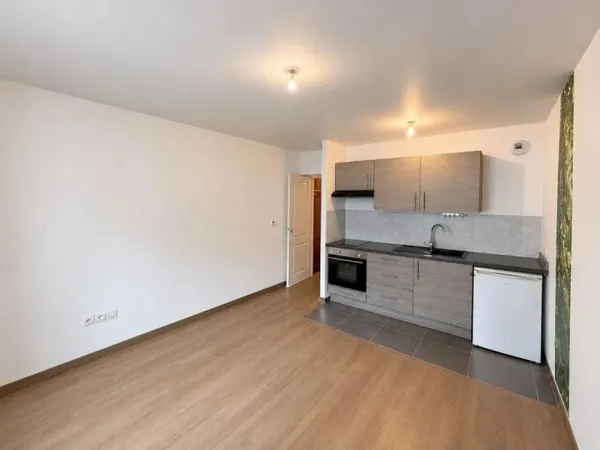 Studio 1 pièce 24 m²