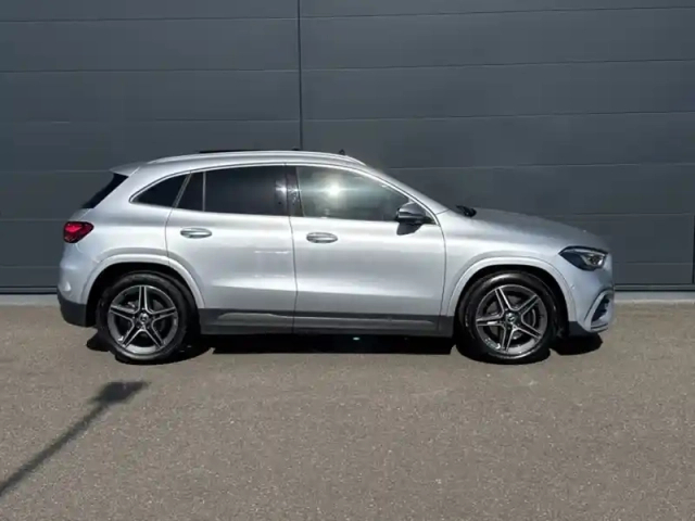 Mercedes Gla 200 d — photo 6