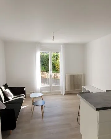 T2 meublé rénové Rond-Point