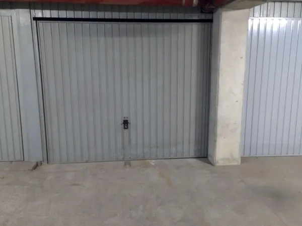 Garage Box Albania