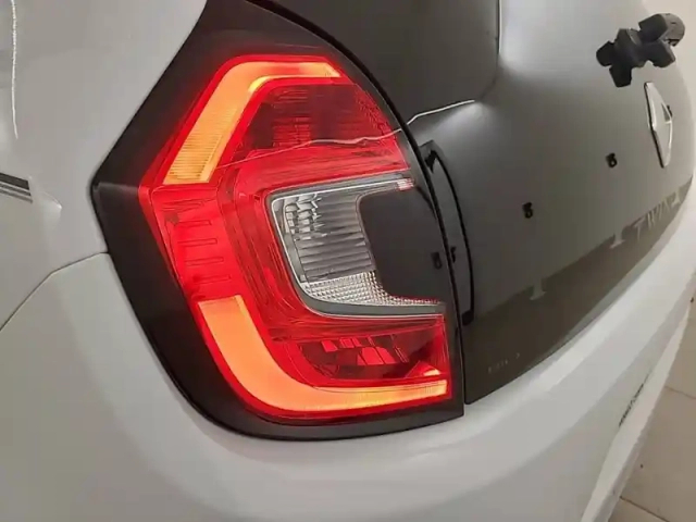 Renault Twingo iii tce 95 — photo 17