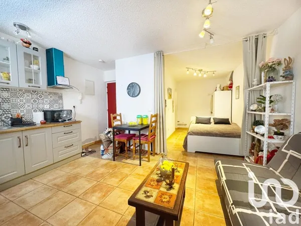 Studio 1 pièce 26 m²
