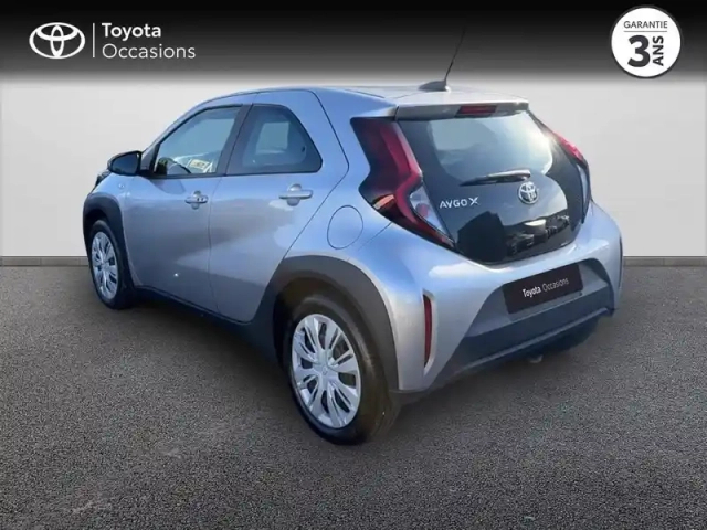 Toyota Aygo X 1.0 vvt-i 72ch dynamic s-cvt — photo 2