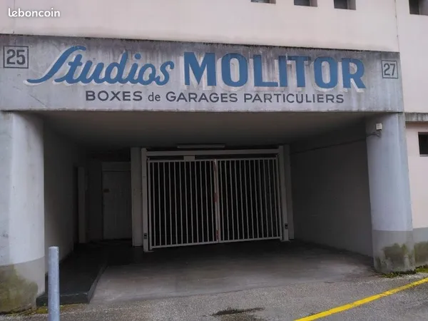 Garage sécurisé Grenoble Perrot Clémenceau PPM Exposition Bajatiere