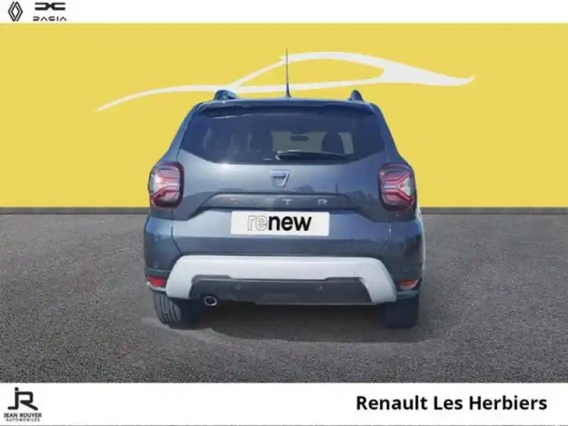 Dacia Duster 1.5 blue dci 115ch prestige + 4x2 — photo 11