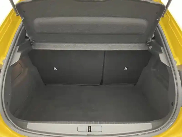 Peugeot 208 electrique 50 kwh 136ch — photo 14