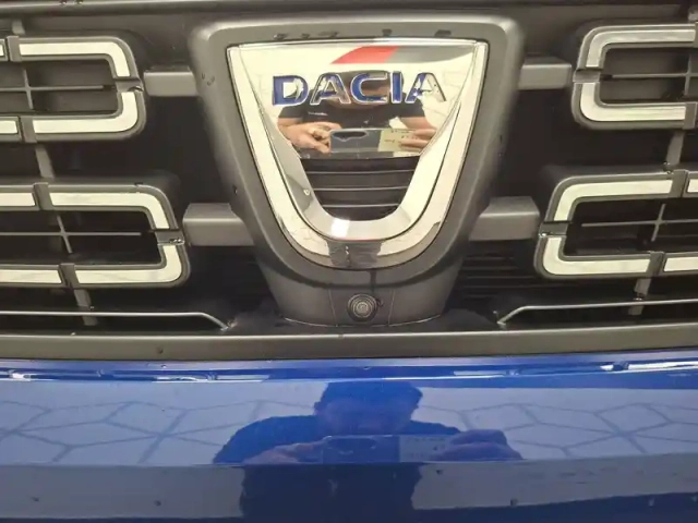 Dacia Duster eco-g 100 4x2 — photo 21