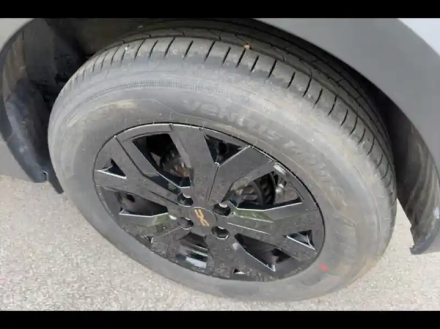 Dacia Sandero 1.0 eco-g 100ch stepway extreme -24 — photo 13