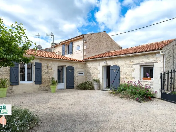 PROPRIÉTÉ DE CHARME EN PIERRE 6 PIÈCES 238 M2 AVEC JARDIN, S