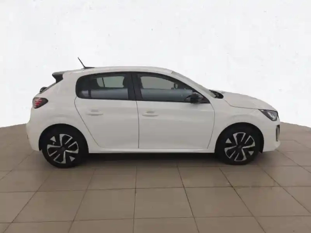 Peugeot 208 hybrid 100 e-dcs6 — photo 4