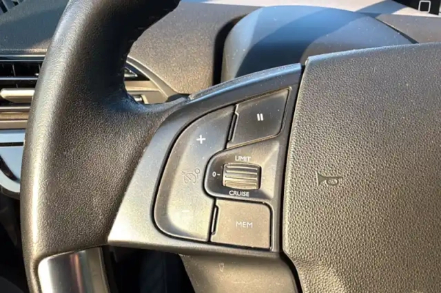 Citroën C4 grand  spacetourer bluehdi 130 s&amp;s bvm6 — photo 77