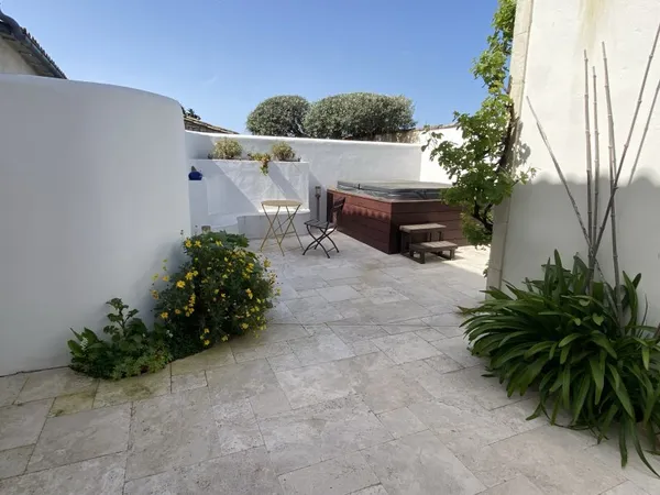Vends maison pleine de charme 115m² Île de Ré