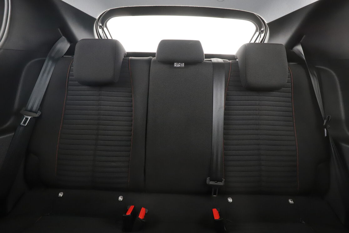 Peugeot 208 1.5 Blue-HDi Active — photo 14