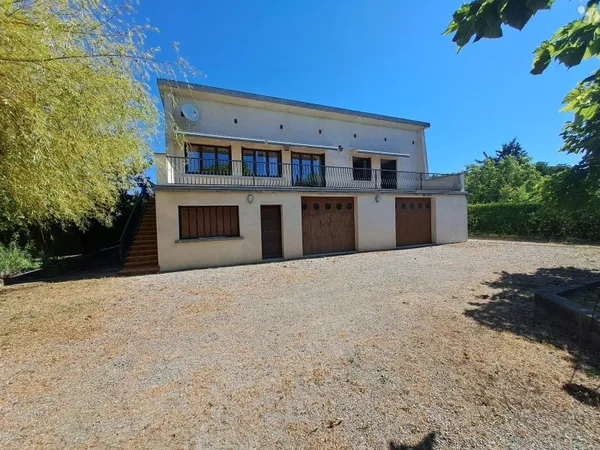 Maison 9 pièces 175 m²