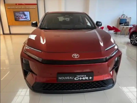 Toyota C-Hr + 224ch 77kwh design grande autonomie