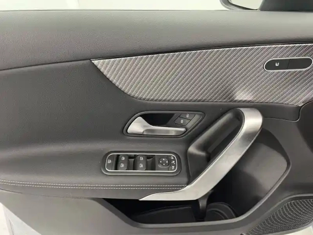 Mercedes Classe A 180 d 8g-dct — photo 62