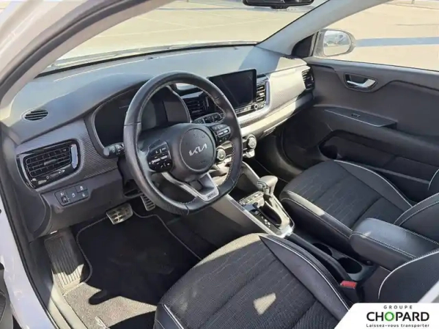 Kia Stonic 1.0 t-gdi 100 ch dct7 — photo 2