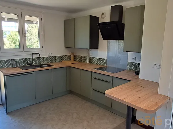 RODEZ - Appartement T4 + balcon - MEUBLE