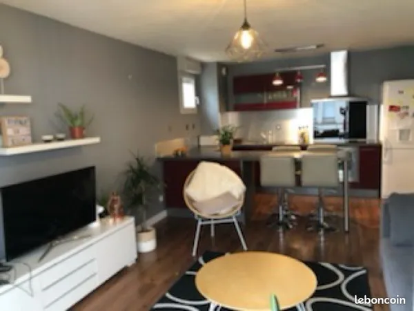 App T3 meublé 52 m2 terrasse 9m2